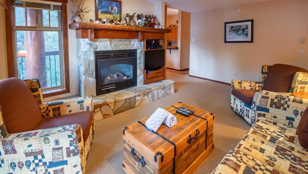 Snow Creek Lodge By Fernie Lodging Co 外观 照片