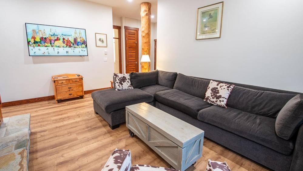 Snow Creek Lodge By Fernie Lodging Co 外观 照片